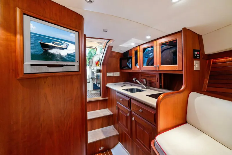 Slide: The Image of Hinckley Yachts Talaria 38R Convertible 2008 - 5810785