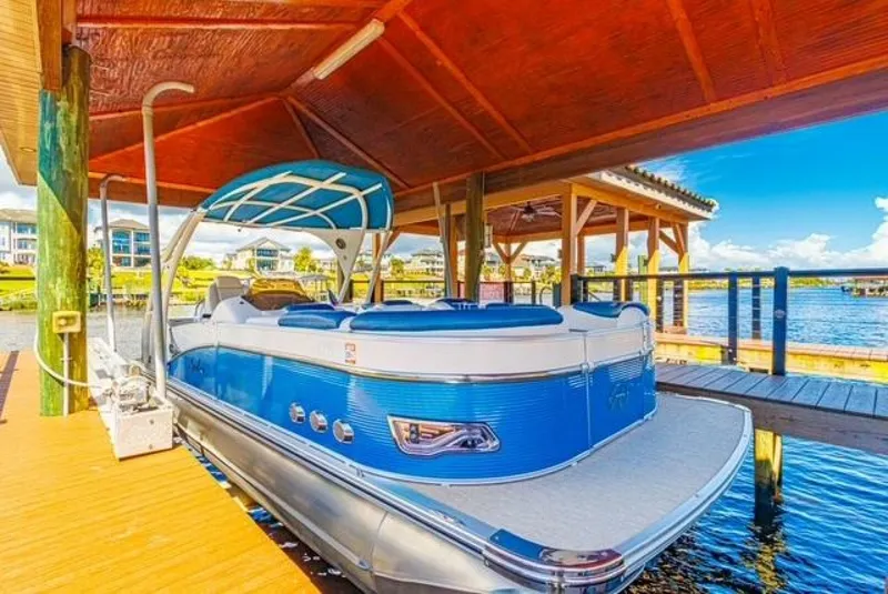 Slide: The Image of Avalon 26 2020 - 5811824