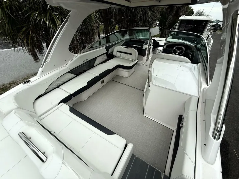 Slide: The Image of Regal 33 OBX 2024 - 5811476