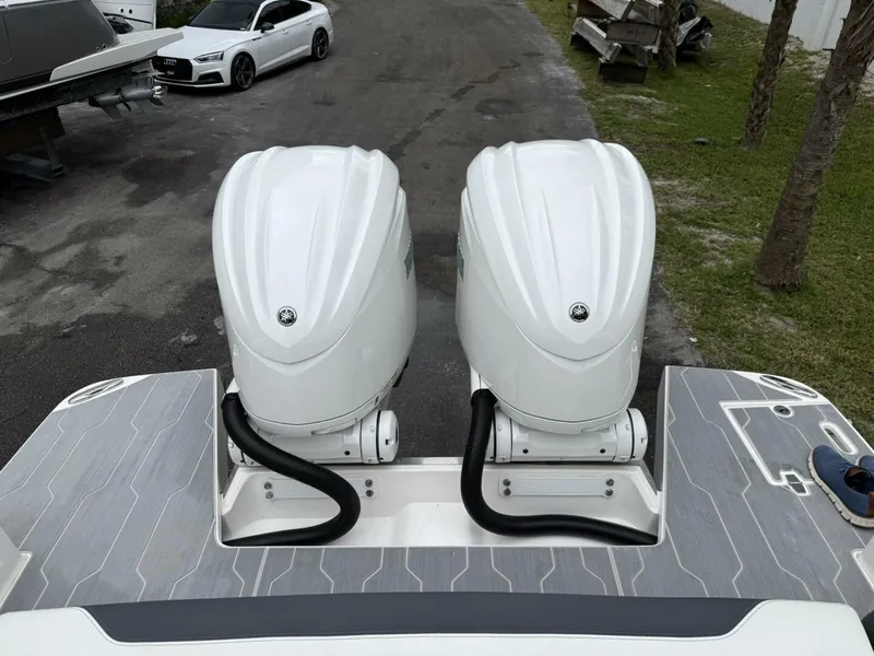 Slide: The Image of Regal 33 OBX 2024 - 5811457