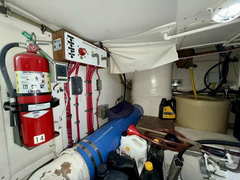 Slide: The Image of Grand Banks 49 Eastbay HX 2001 - 5811723