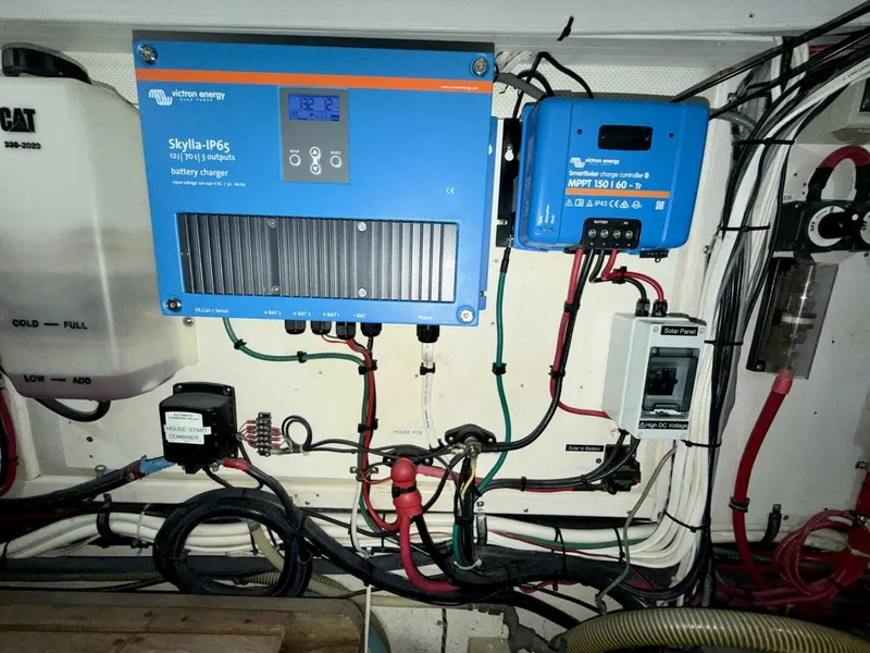 Slide: The Image of Grand Banks 49 Eastbay HX 2001 - 5811726