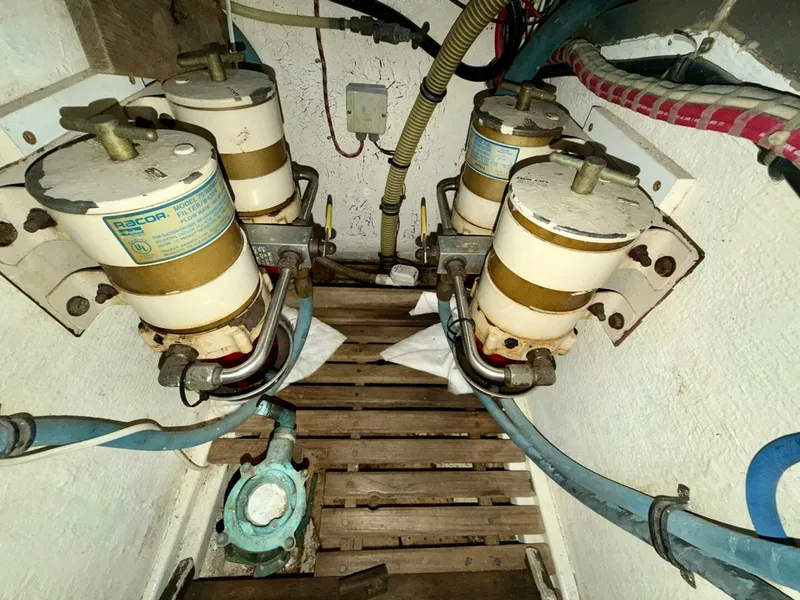 Slide: The Image of Grand Banks 49 Eastbay HX 2001 - 5811727