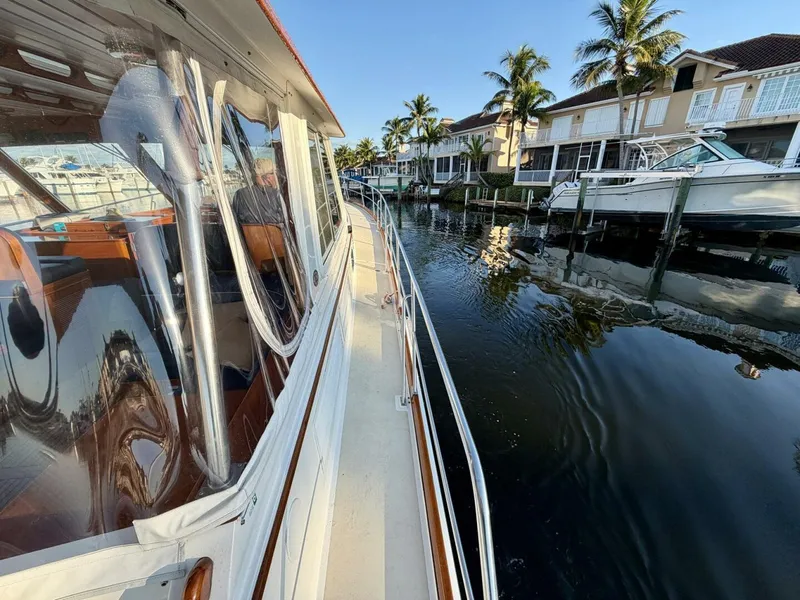 Slide: The Image of Grand Banks 49 Eastbay HX 2001 - 5811689