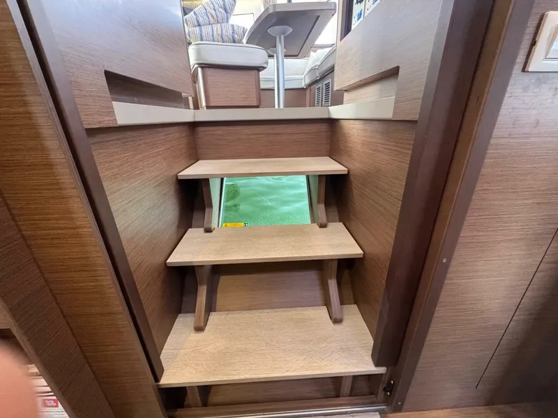 Slide: The Image of Lagoon 42 2021 - 5811996