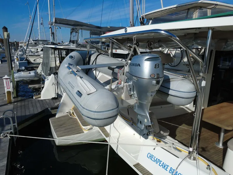 Slide: The Image of Lagoon 42 2021 - 5811973