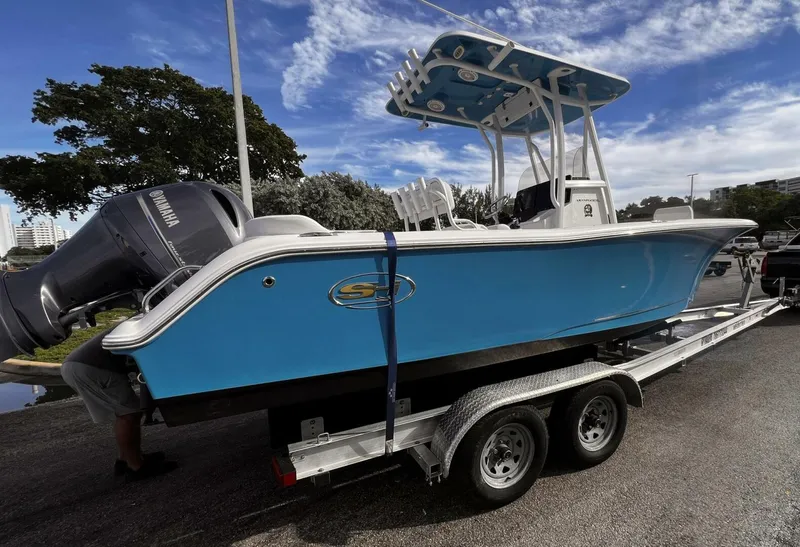 Slide: The Image of Sea Hunt Ultra 229 2021 - 5846159