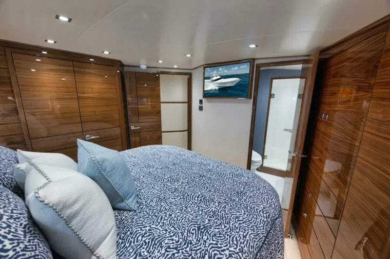 Slide: The Image of 2024 Viking 68 Convertible- GYS TRADE- Master Stateroom - 5812250