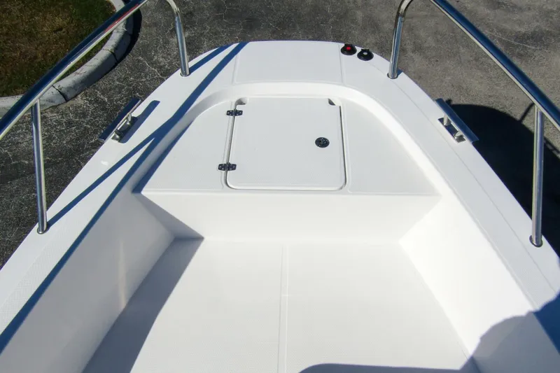 Slide: The Image of Nimbus T9 2025 - 5812517