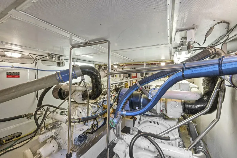 Slide: The Image of 1998 Symbol 558 DOS GATOS 810 - 5812884