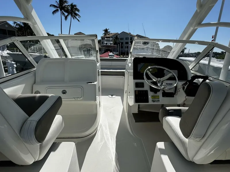 Slide: The Image of Helm Station - 5812936