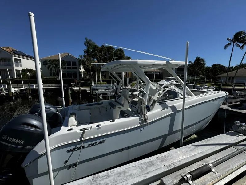 Slide: The Image of Aft Starboard Profile - 5812929