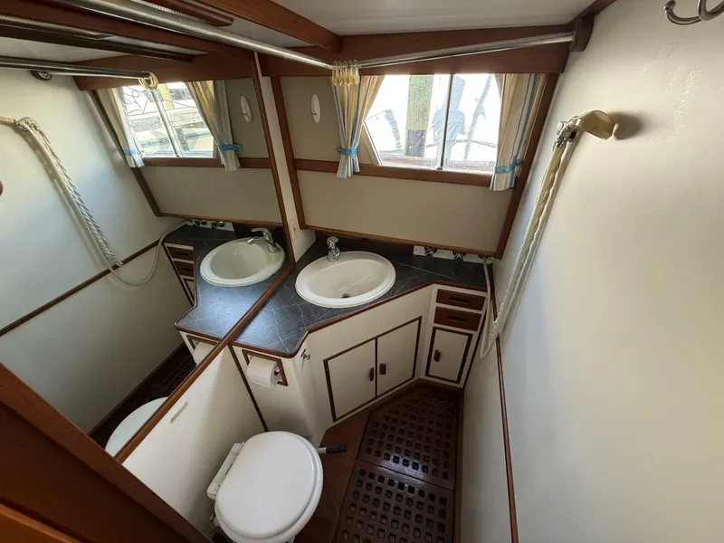 Slide: The Image of Grand Banks 36 Classic 1985 - 5815277