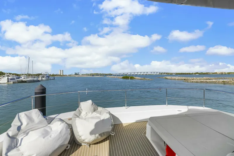 Slide: The Image of Leopard 46 PC 2024 - 5813481