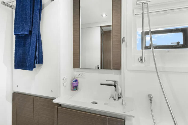 Slide: The Image of Leopard 46 PC 2024 - 5813550