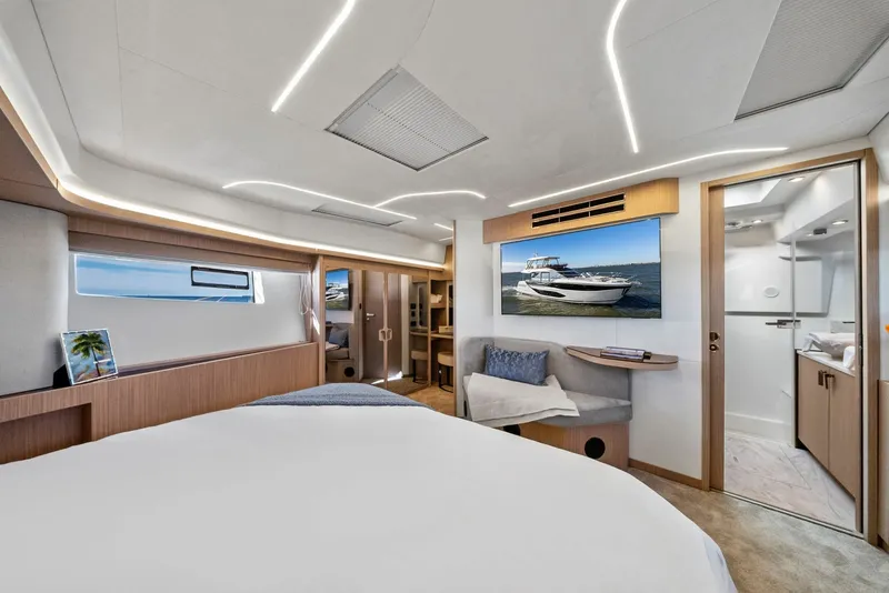 Slide: The Image of 2026 F5.7 Prestige Yachts Master Stateroom - 6008000