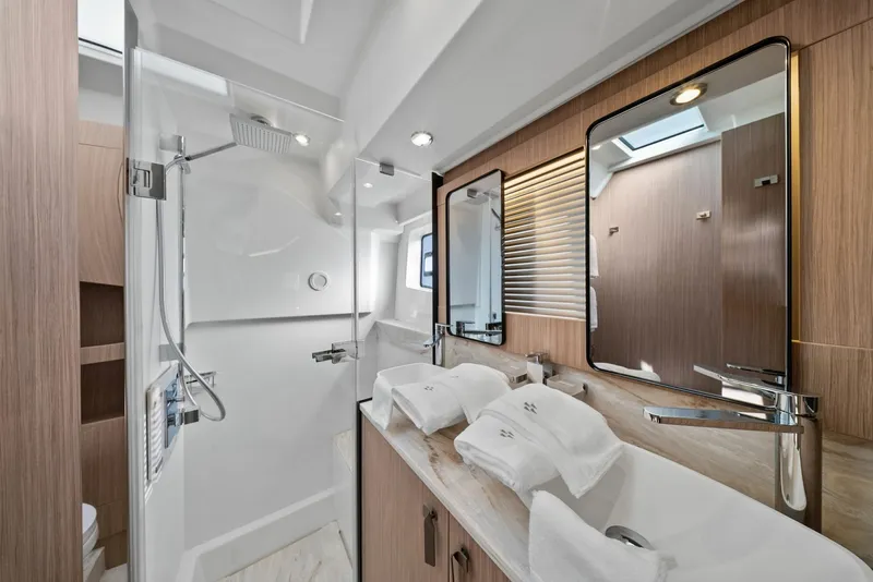 Slide: The Image of 2026 F5.7 Prestige Yachts Master Head - 6008002