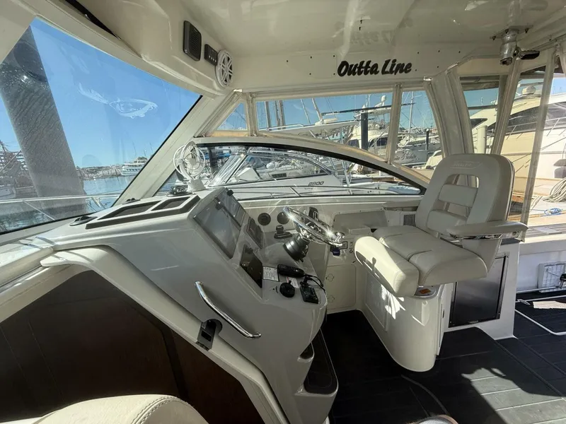 Slide: The Image of Boston Whaler 315 Conquest 2017 - 5820889