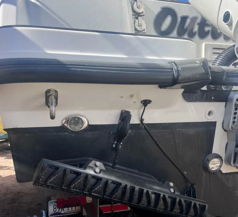 Slide: The Image of Boston Whaler 315 Conquest 2017 - 5820924