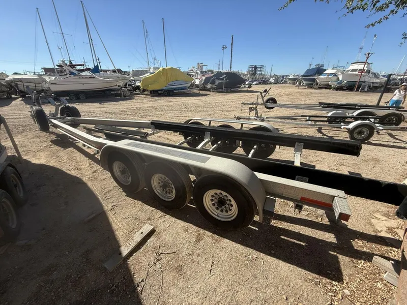 Slide: The Image of Boston Whaler 315 Conquest 2017 - 5820936