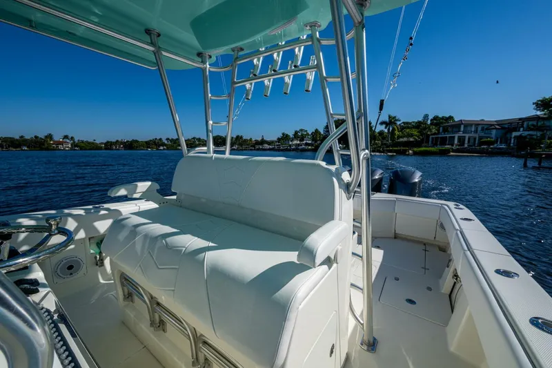 Slide: The Image of SeaVee 39 2017 - 5813624