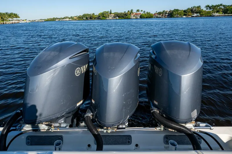 Slide: The Image of SeaVee 39 2017 - 5813621