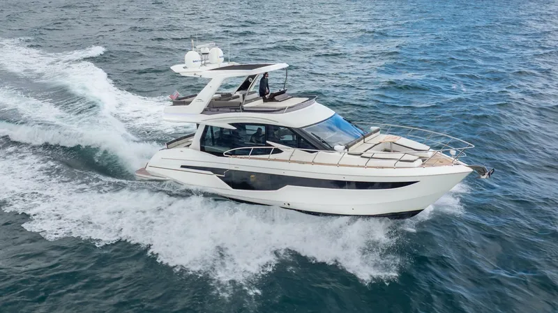 Slide: The Image of 2020 Galeon 500 Fly - 5813883