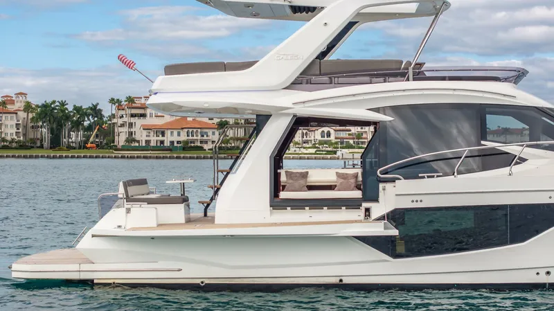 Slide: The Image of 2020 Galeon 500 Fly - 5813894