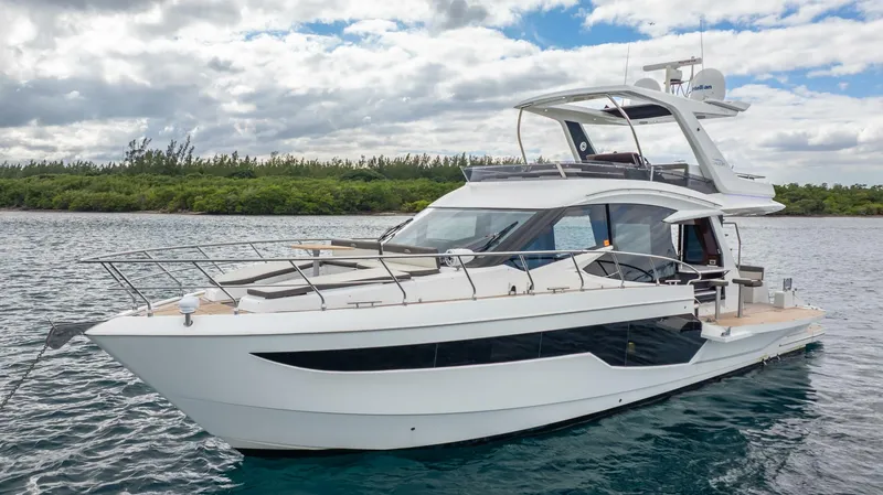 Slide: The Image of 2020 Galeon 500 Fly - 5813898