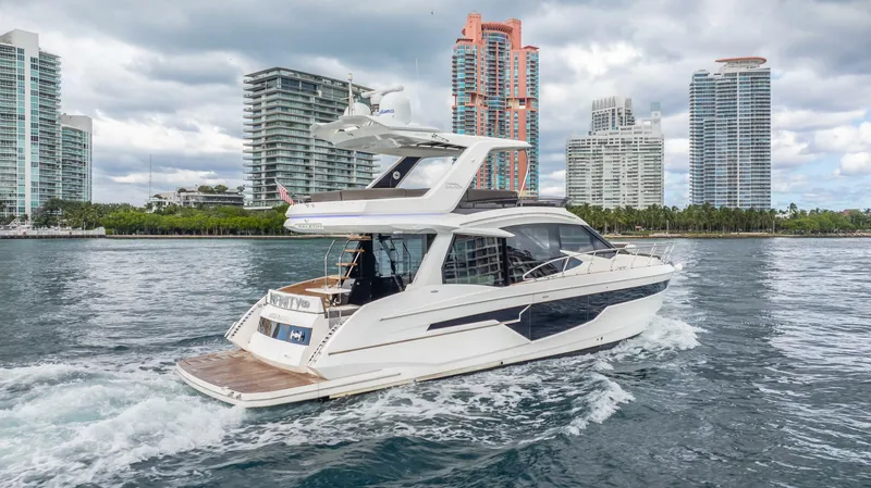 Slide: The Image of 2020 Galeon 500 Fly - 5813899