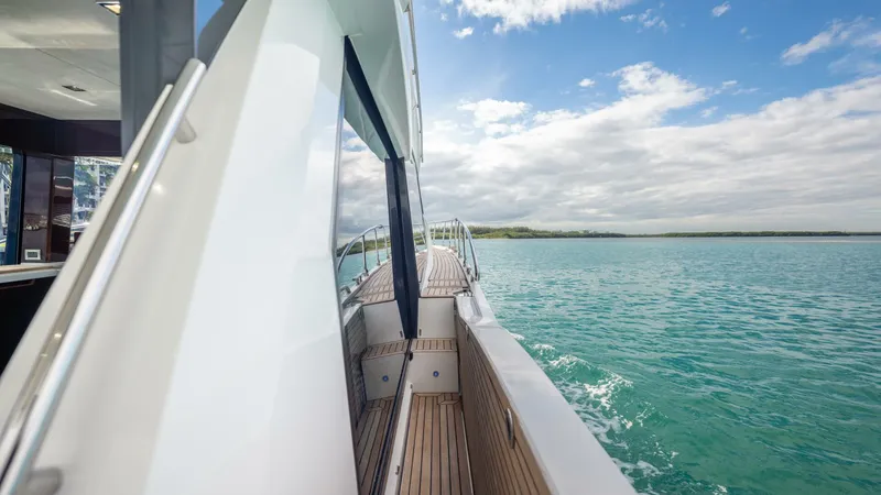 Slide: The Image of 2020 Galeon 500 Fly - 5813903