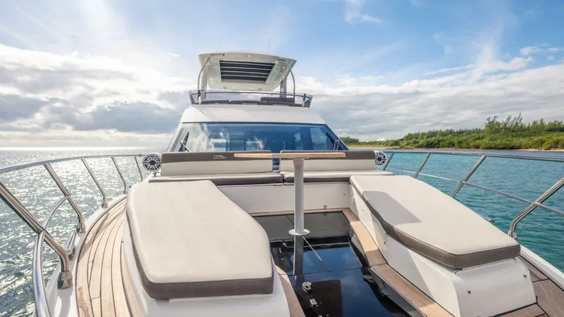 Slide: The Image of 2020 Galeon 500 Fly - 5813910