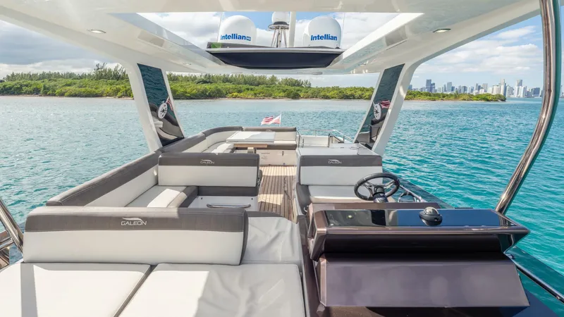 Slide: The Image of 2020 Galeon 500 Fly - 5813913