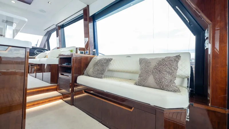 Slide: The Image of 2020 Galeon 500 Fly - 5813941