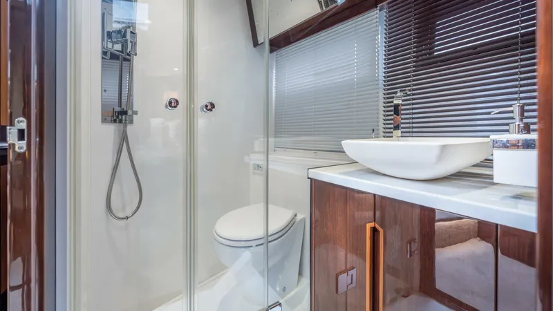 Slide: The Image of 2020 Galeon 500 Fly - 5813964