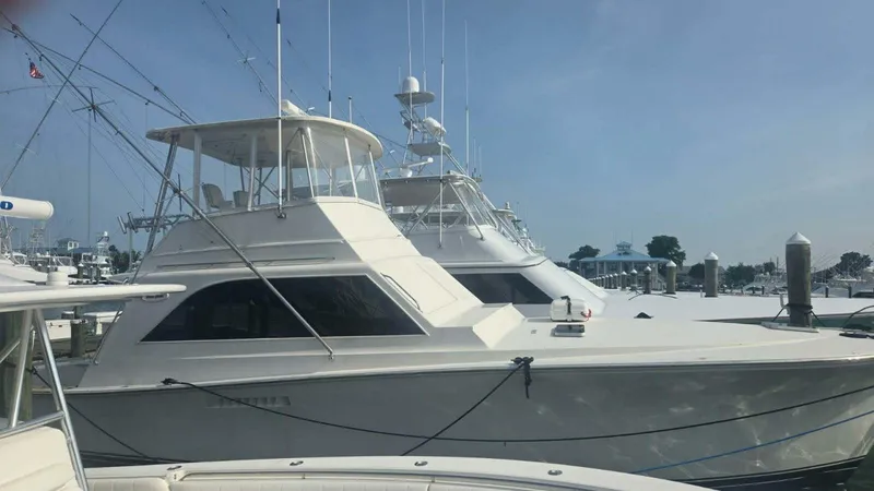 Slide: The Image of 1984 Ocean Yacht 46SS Stbd Side - 5820534