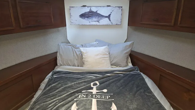 Slide: The Image of 1984 Ocean Yacht 46SS Master Stateroom - 5825980