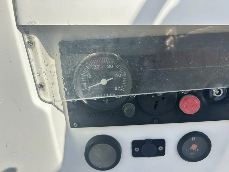 Slide: The Image of 2003 Beneteau Oceanis 42 CC Instruments at Helm - 5896978