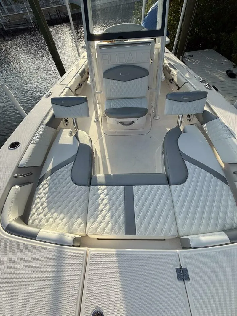 Slide: The Image of New Bow Cushions - 5827512