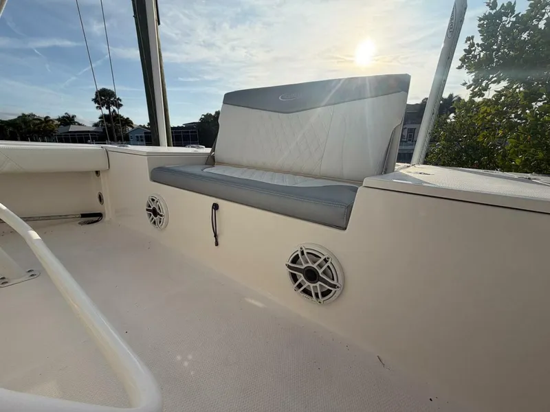 Slide: The Image of New Aft Seat - 5827510