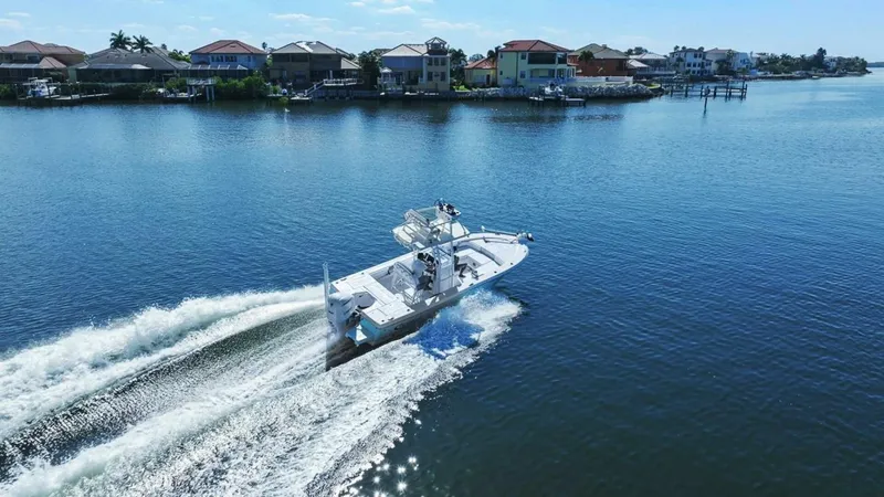 Slide: The Image of Robalo 246 Cayman 2020 - 5814335