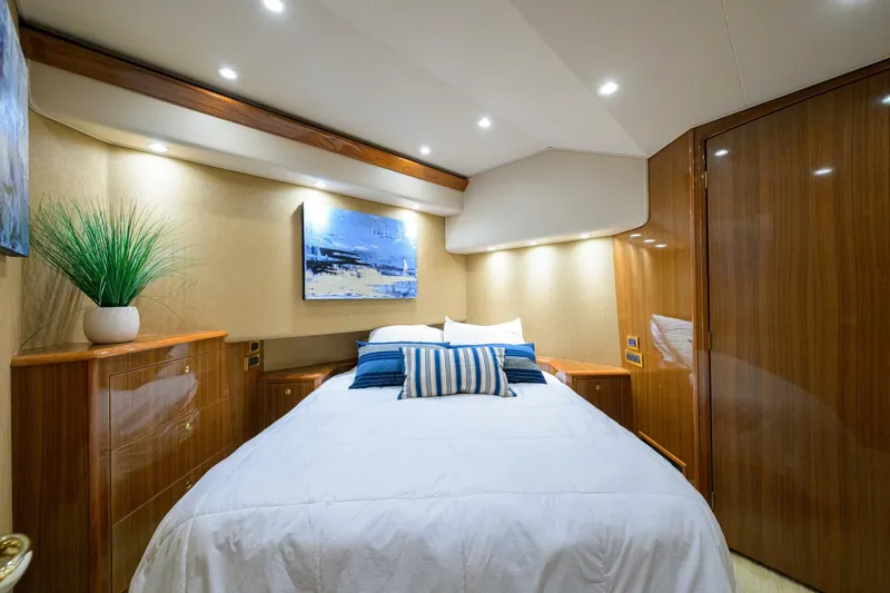 Slide: The Image of Master Stateroom - 5817861