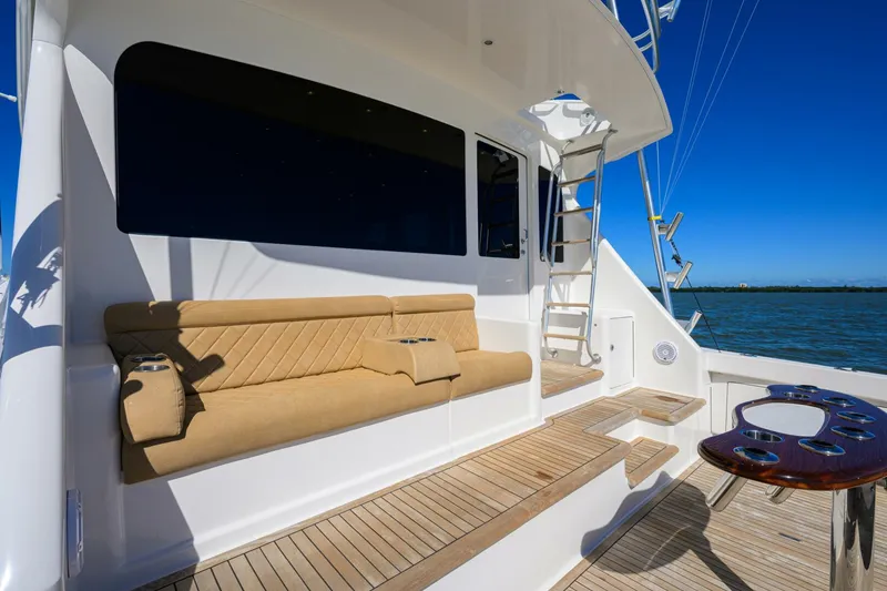 Slide: The Image of Seven Step Ladder From Mezzanine Step To Flybridge - 5817873