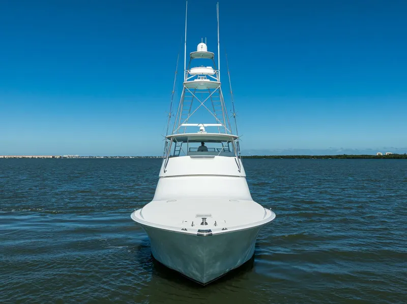 Slide: The Image of Clean Bow With Center Fairlead For Anchoring And Windlass - 5817884