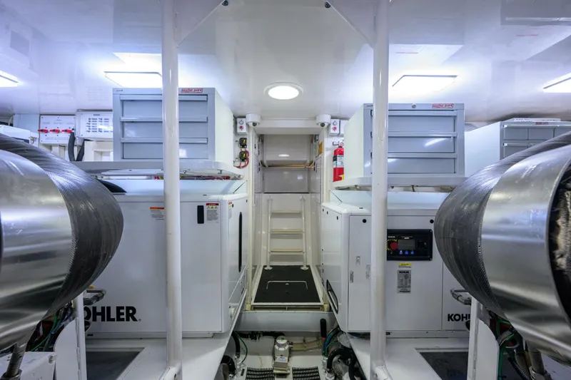 Slide: The Image of Generators And Cockpit Door - 5817898