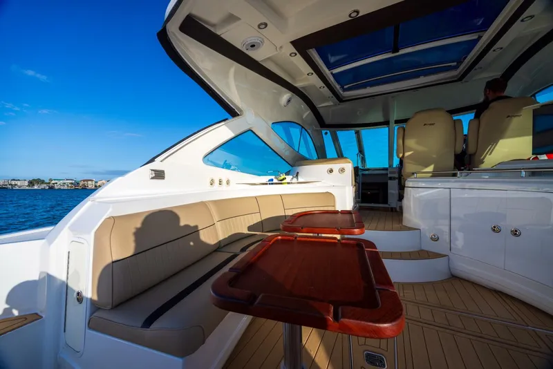 Slide: The Image of 2013 Cruisers Yachts 540 Motor Yacht - 5814726
