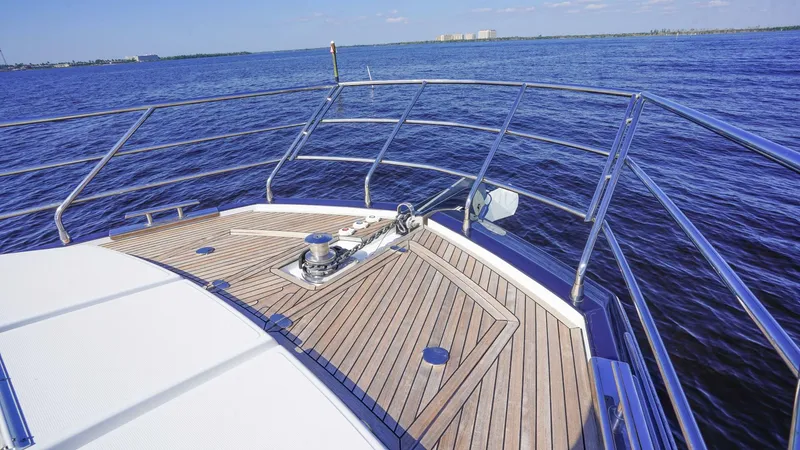 Slide: The Image of Azimut 66 Flybridge 2017 - 5815075