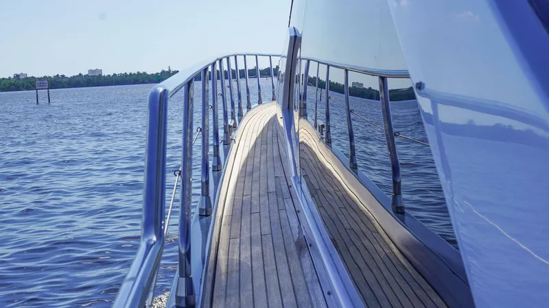 Slide: The Image of Azimut 66 Flybridge 2017 - 5815077