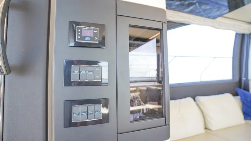 Slide: The Image of Azimut 66 Flybridge 2017 - 5815079