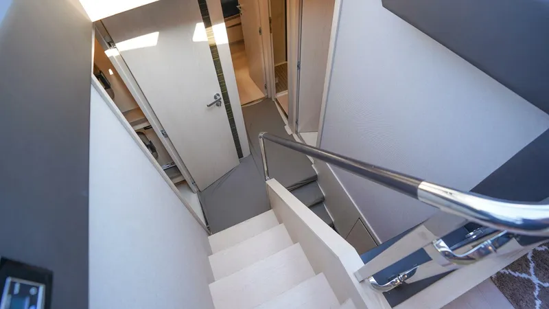 Slide: The Image of Azimut 66 Flybridge 2017 - 5815093